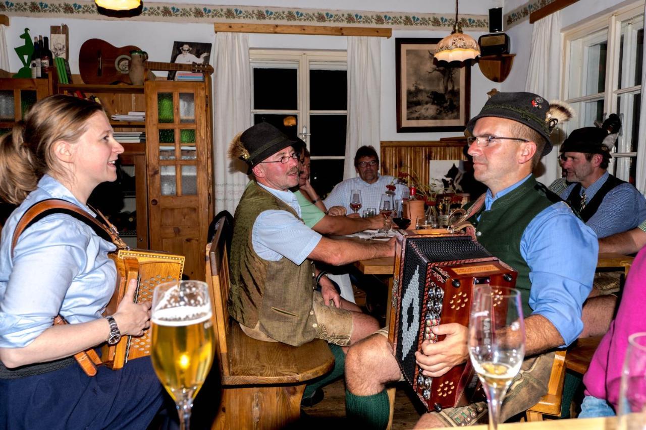 ホテル Wirtshaus Jagawirt Sommereben エクステリア 写真